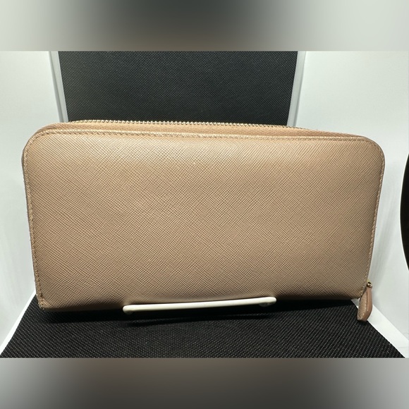 Prada Saffiano Leather Bow Beige Long Zip Wallet - Picture 2 of 10